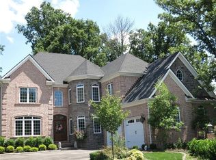 321 Hawthorne Dr, Nicholasville, KY 40356