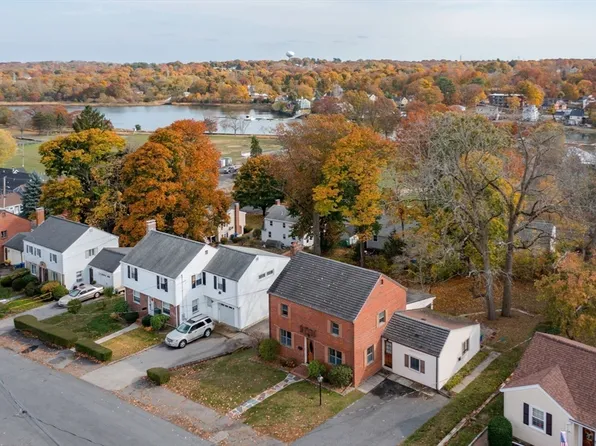 15 Edge Hill Rd, Braintree, MA 02184