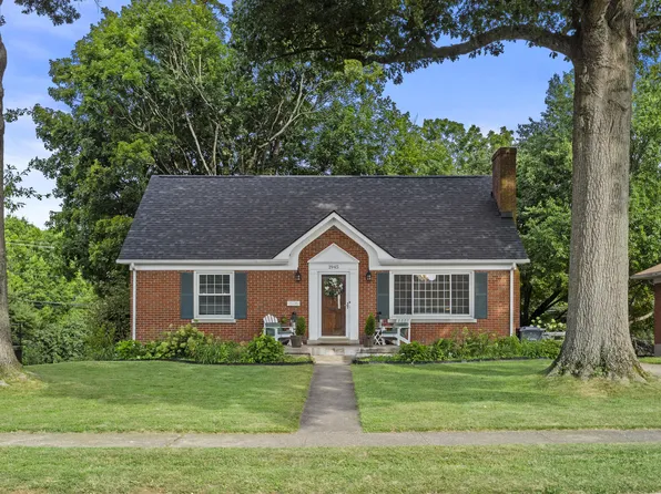 1945 Vicksburg Rd, Lexington, KY 40504