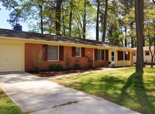 458 Dauphin Ln, Virginia Beach, VA 23452