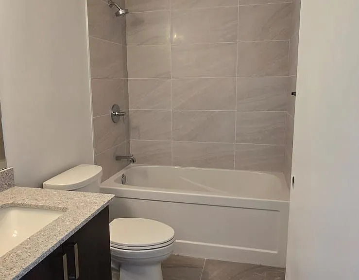 2782 Barton St E #401 — Photo 9