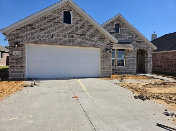 815 Silverleaf Dr, Ennis, TX 75119