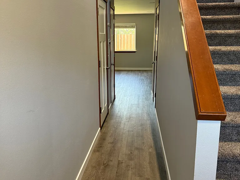 10032 2nd Pl NE — Photo 3