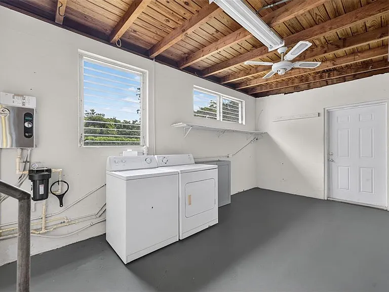 1317 Cloverlawn Ave — Photo 17