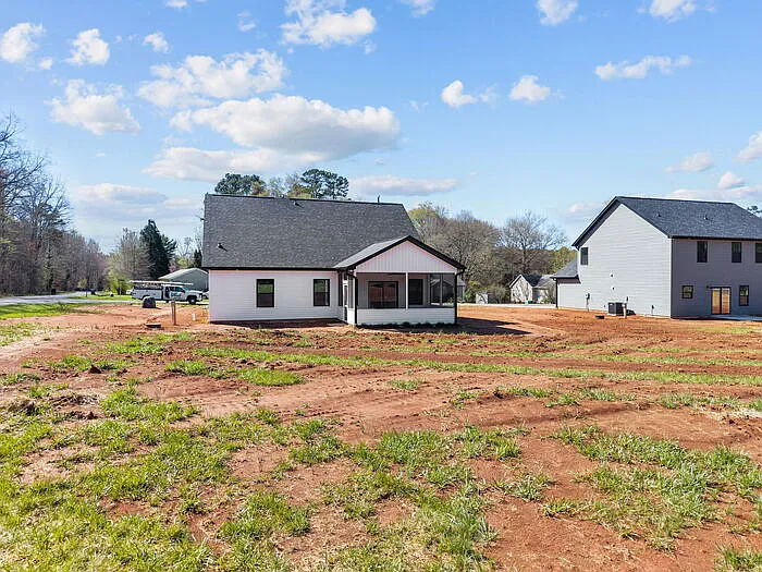 1010 Gibson Rd — Photo 50