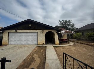 2571 12th St, Riverside, CA 92507