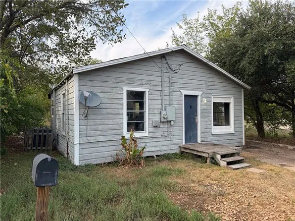 806 Henderson St, Bryan, TX 77803