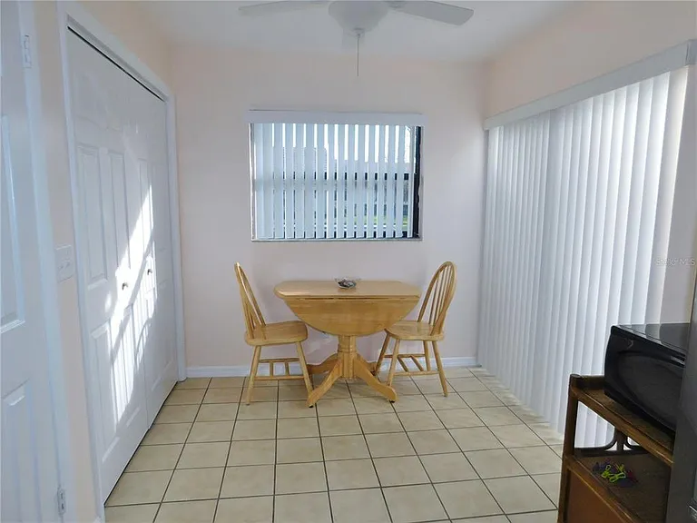 40 Dale Pl — Photo 12