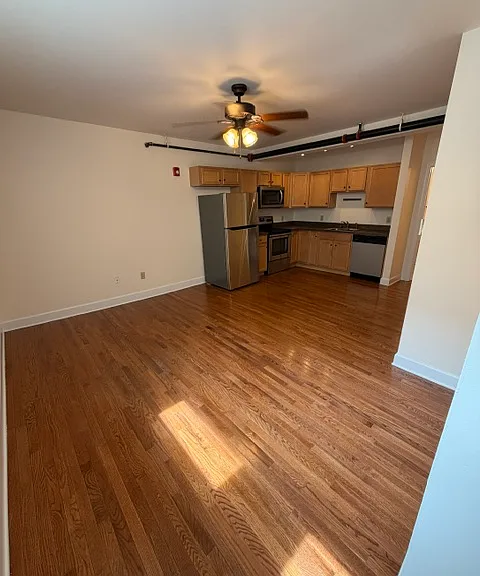 141-147 W Market St #2B — Photo 1