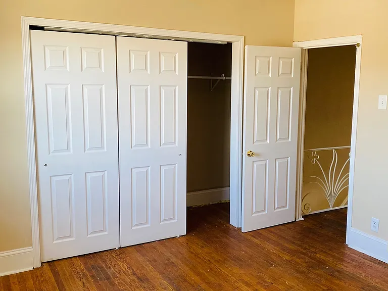 5447 Torresdale Ave — Photo 10