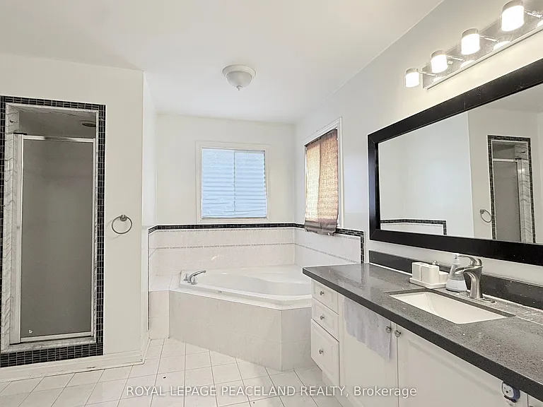 110 Annina Cres — Photo 18