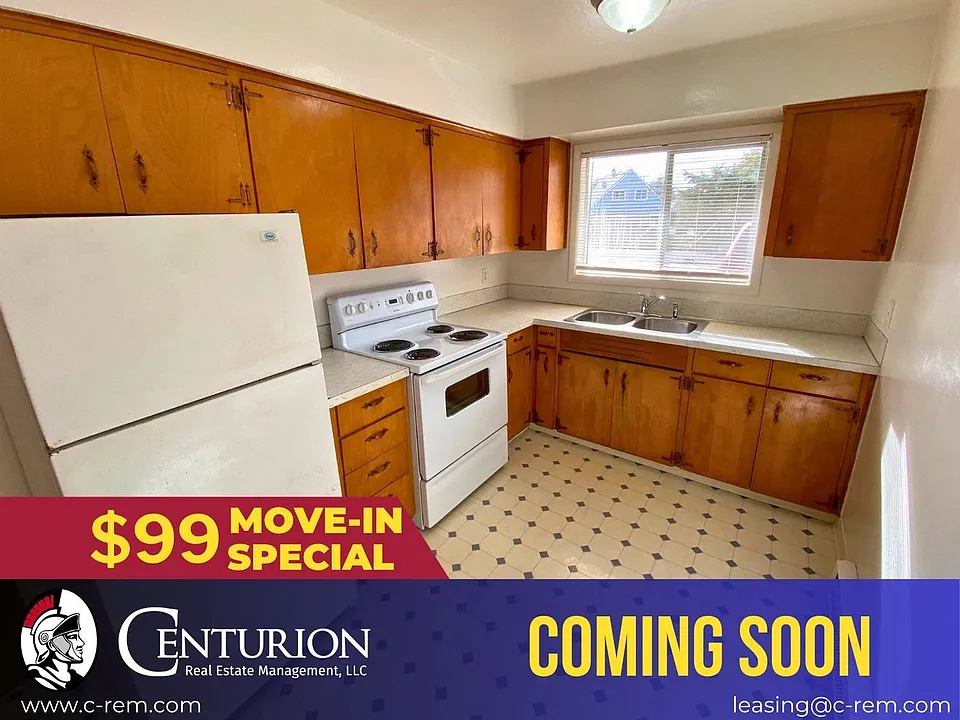 280 SE Orchard Ave #3