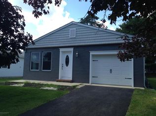 12 Salerno Ct, Toms River, NJ 08757