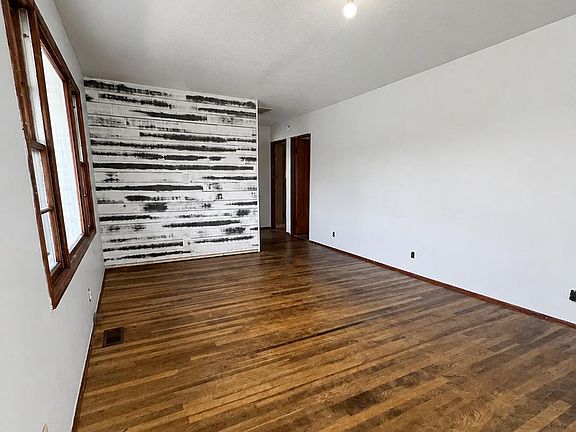 2nd image of 6081 W Boysen Rd