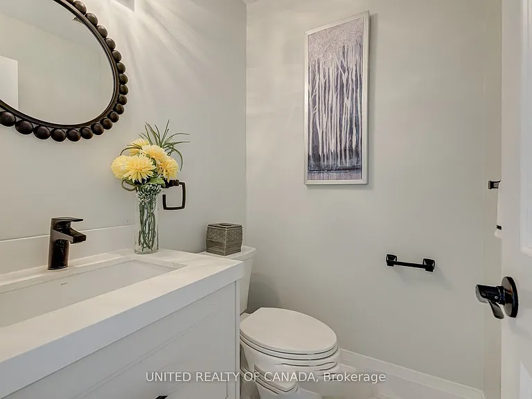 615 Sandford St — Photo 19