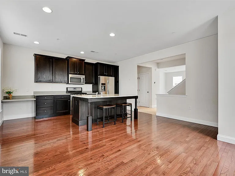147 Putnam Way — Photo 17