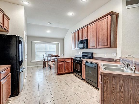 5th image of 6104 Perch Dr