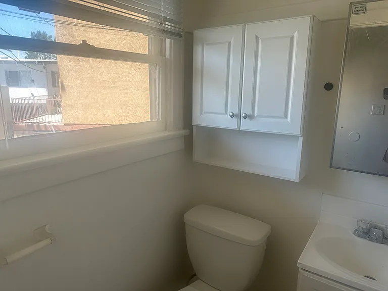 1510 E Wilson Ave — Photo 9