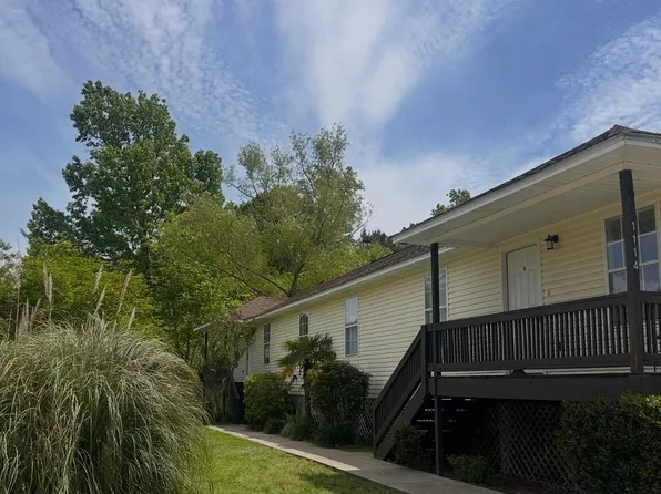 1114 Washington Ave #A, Gulfport, MS 39507