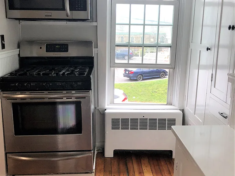 283 Spring St #2 — Photo 8