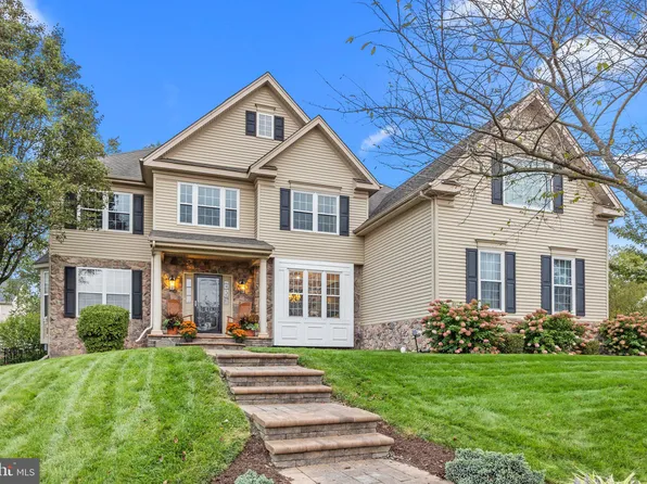 3320 Lancashire Rd, Furlong, PA 18925