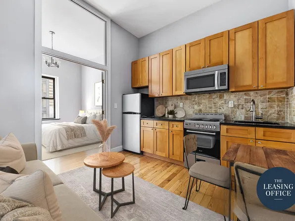 211 West 53rd Street image 1 of 6