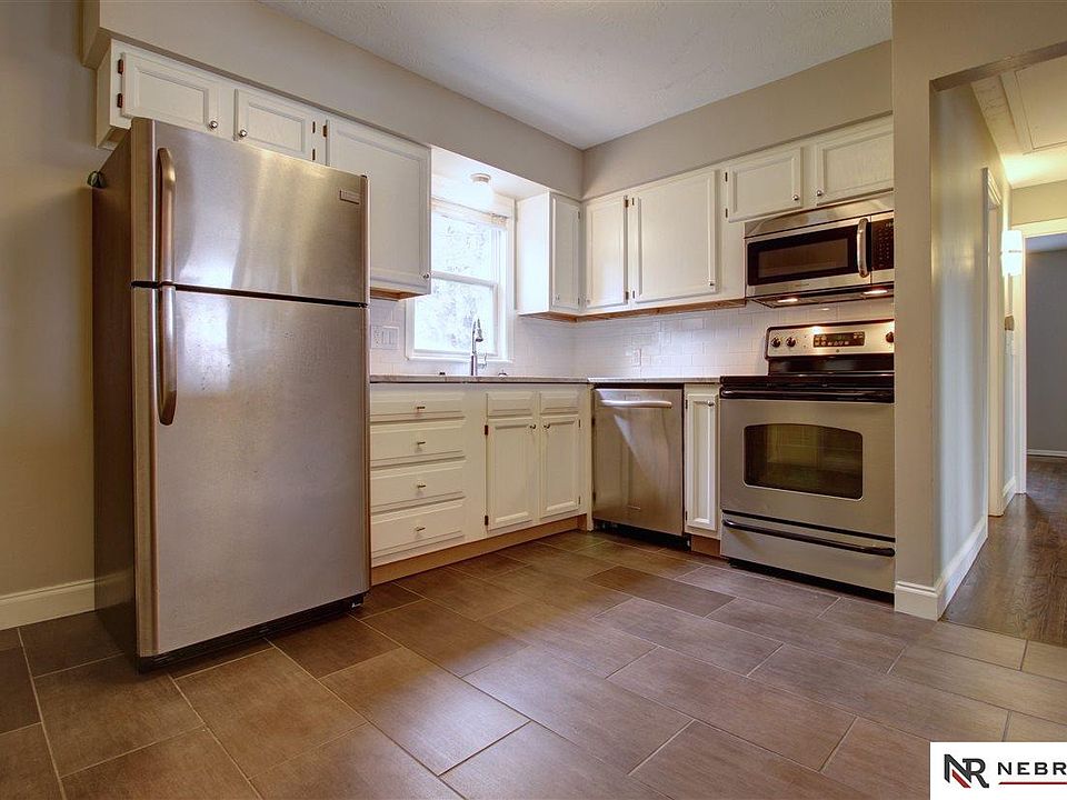1st image of 7424 S 75th Ave