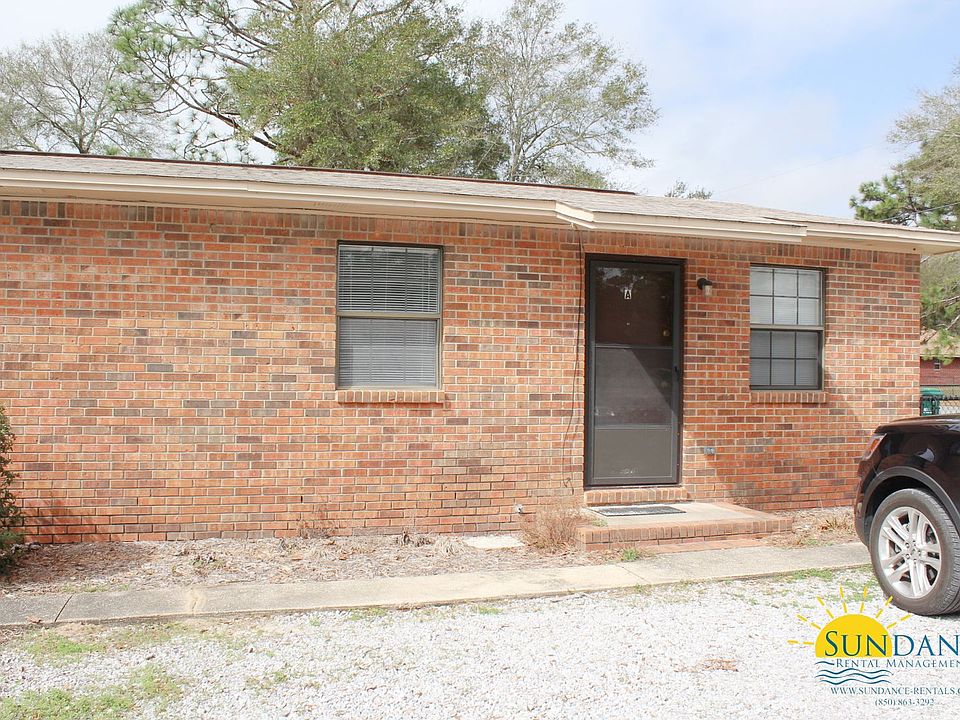 1st image of 828A Cardinal Dr