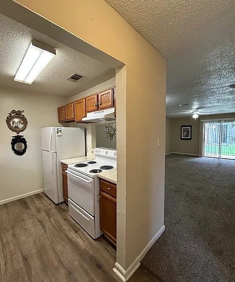1806 S Brightside View Dr — Photo 14