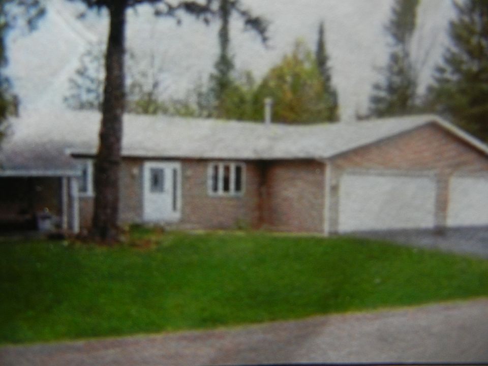 1st image of 1006 9th Ave