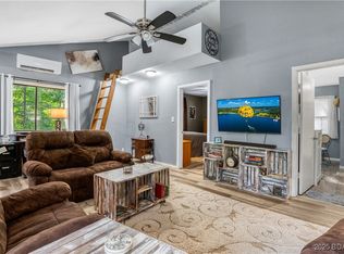 284 Trails End Rd, Sunrise Beach, MO 65079