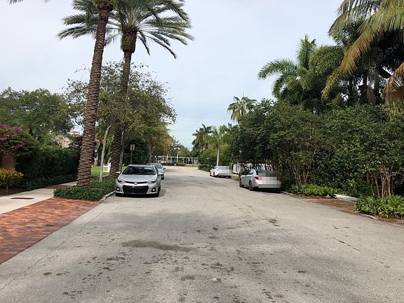 5th image of 26 SE 10th Ave
