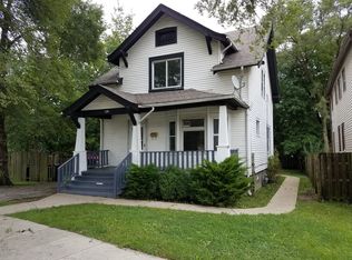 529 Oak St, Waukegan, IL 60085