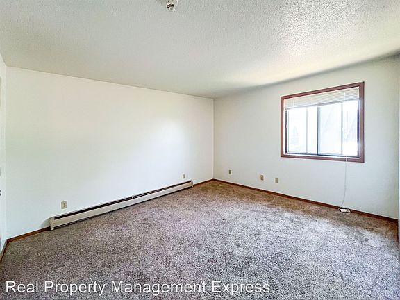 5th image of 425 S Thompson Ave #11621095