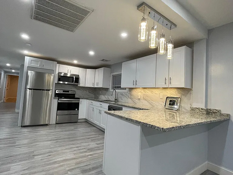 171 Elliot St #2 — Photo 19