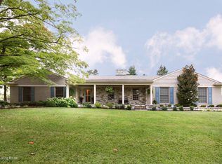 6207 Innes Trace Rd, Louisville, KY 40222