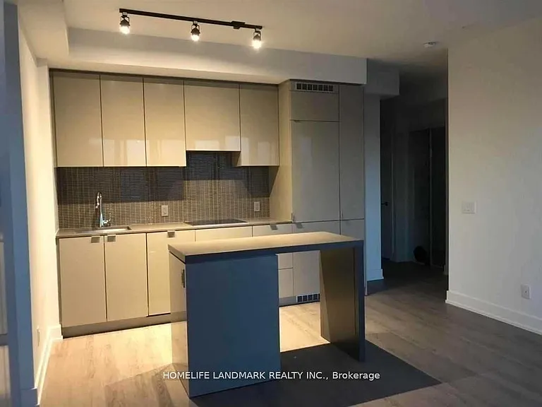 7 Grenville St #3107 — Photo 4