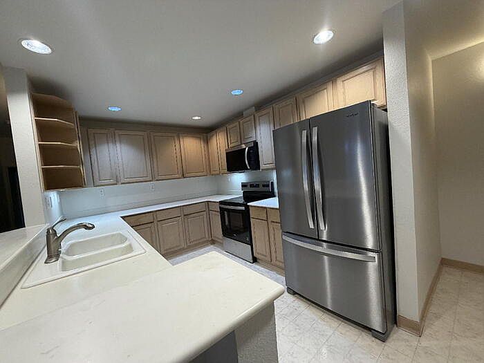 2nd image of 1291 Moanalualani Way #16-A