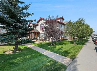 30 E Panatella Lndg NW #204, Calgary, AB T3K0K8