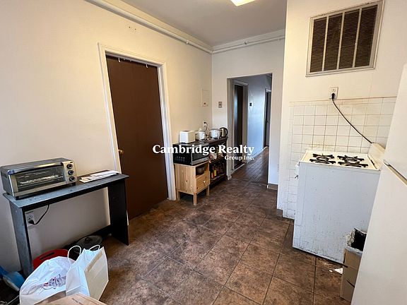 2nd image of 784-796 Main St #796-14