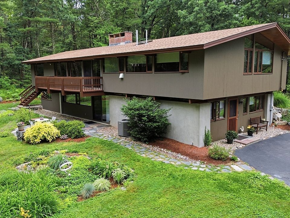 1st image of 80 Evergreen Ln