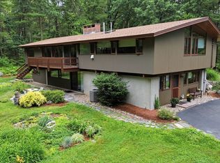 80 Evergreen Ln, Carlisle, MA 01741