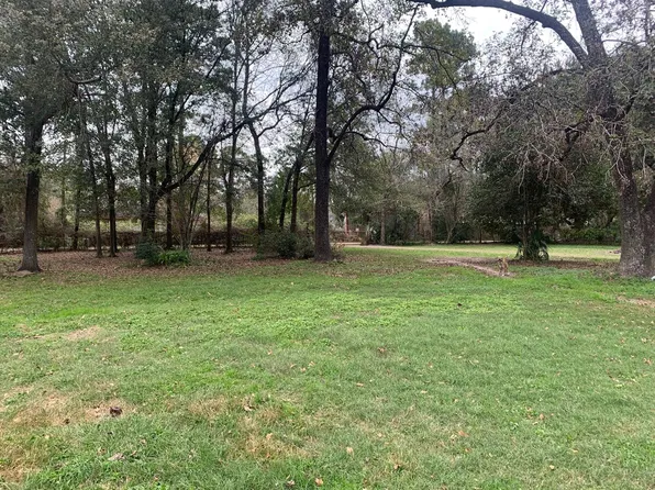 22720 Hudson Ln, New Caney, TX 77357