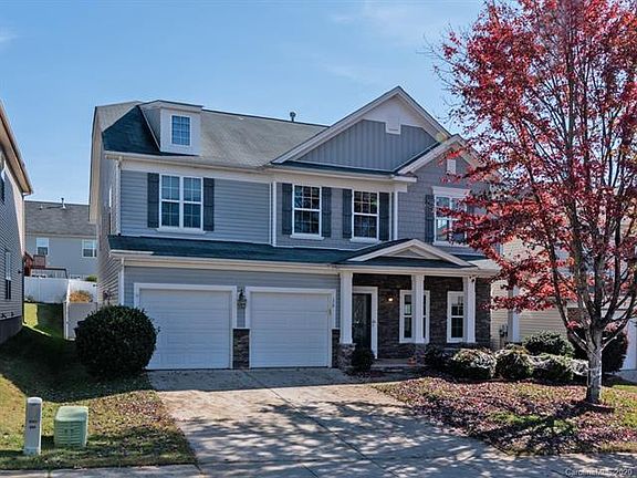 2nd image of 178 Silverspring Pl