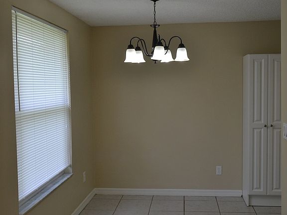 3rd image of 2628 Gifford Ave #C
