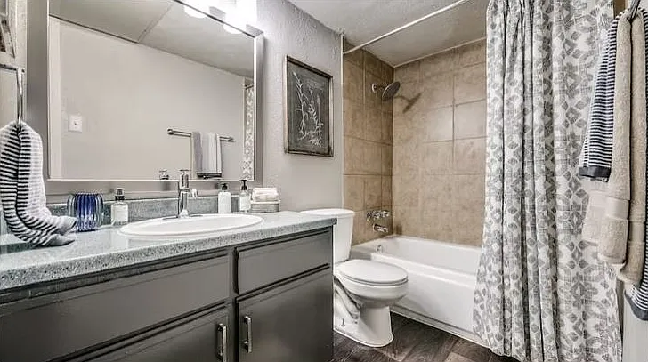 3553 E Overton Rd #1 — Photo 6