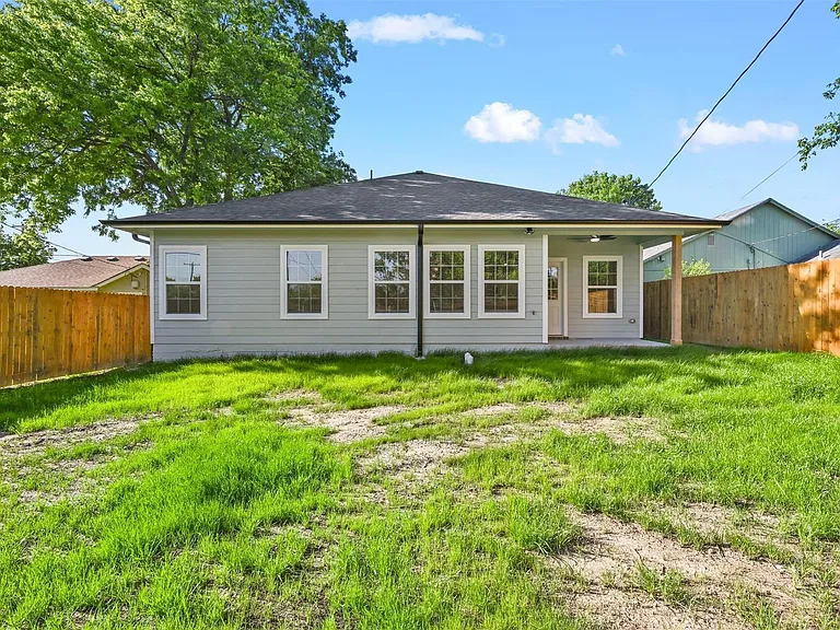 5804 Houghton Ave — Photo 19