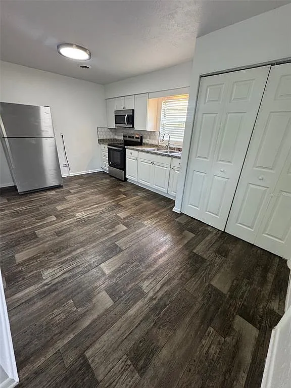 2 bed, 1.0 bath, 1028 sqft, $1,199 — Photo 4