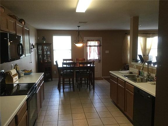 5th image of 2829 Sonora Ln