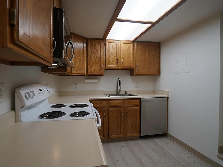 2865 Sundown Ln #207 — Photo 3
